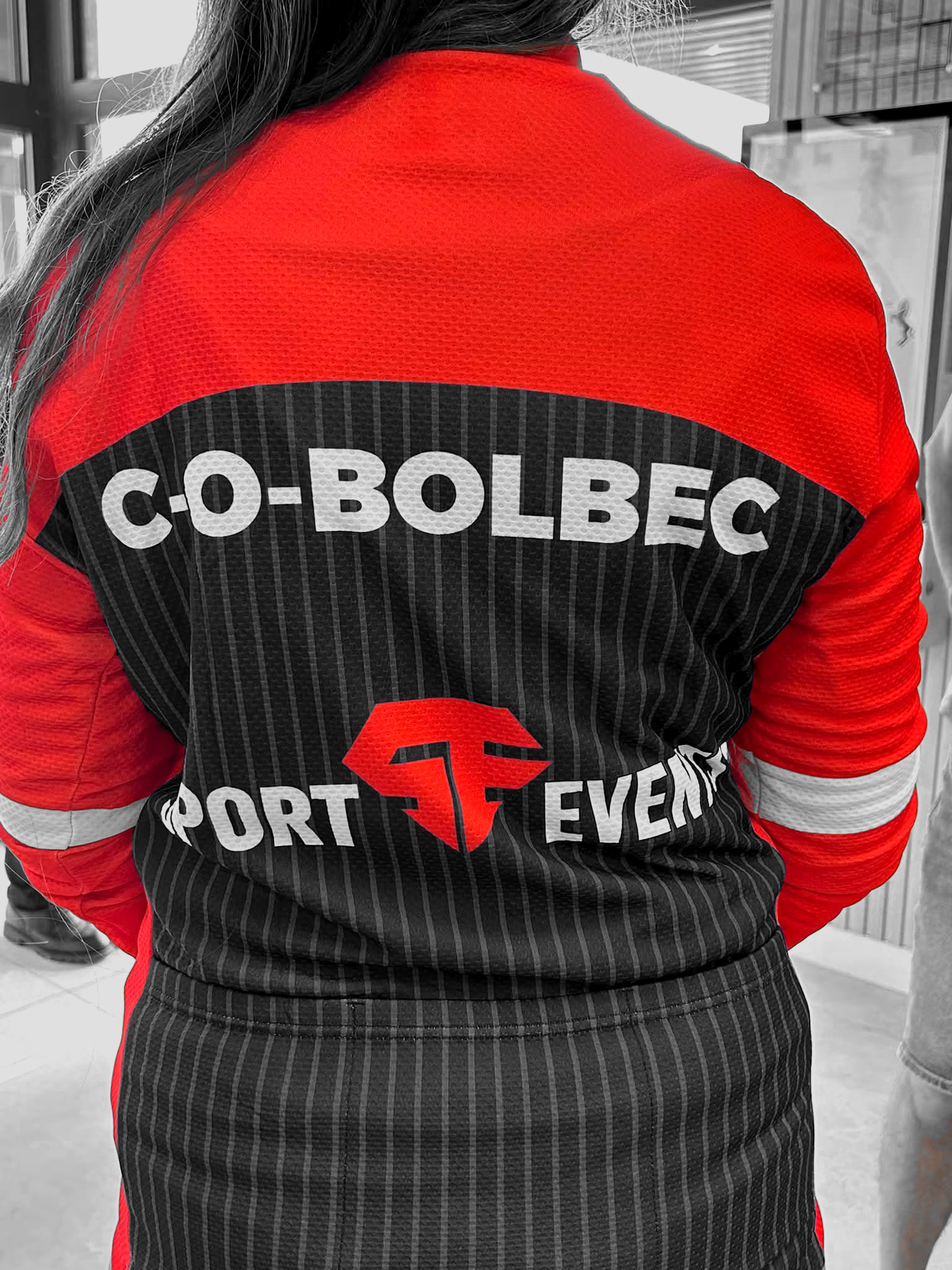 Détail du maillot du C-O Bolbec aux couleurs de SPORT EVENTS